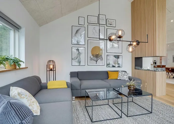 Menja - 1-4km From The Sea By Interhome